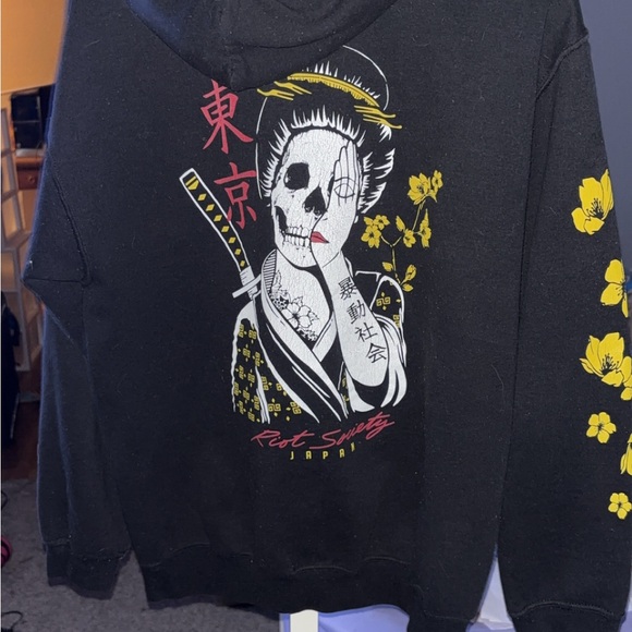 riot society Other - Riot Society Japan Skull Geisha Graphic Hoodie - Black, Yellow, White, Red